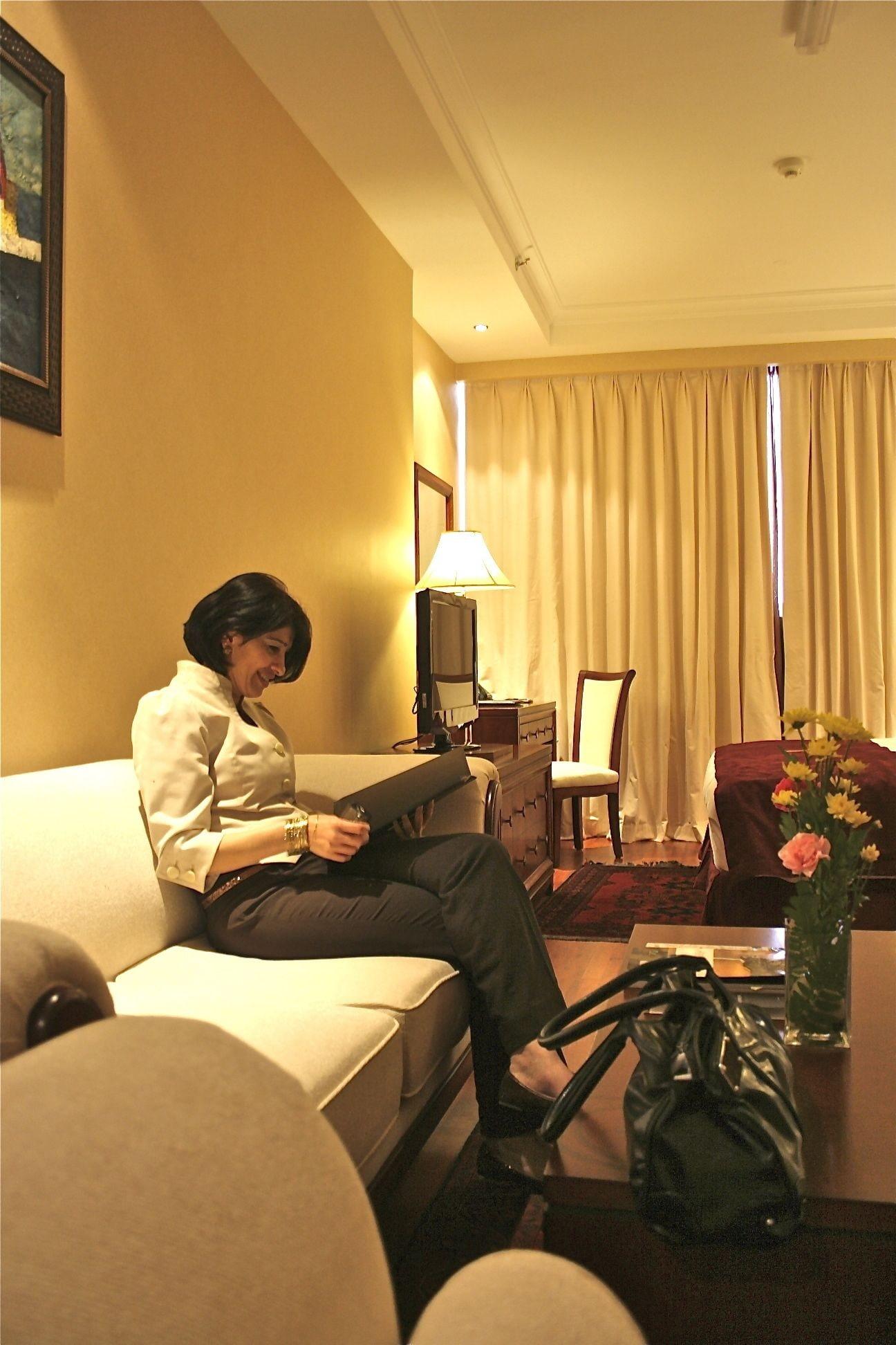 Trianon Royal Hotel Abu Dhabi Exterior foto